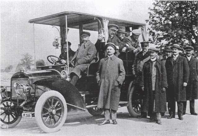 Autobusová linka Bruntál - Karlova Studánka v roce 1912