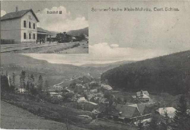 Obec od severu s pohledem na železniční stanici v roce 1910